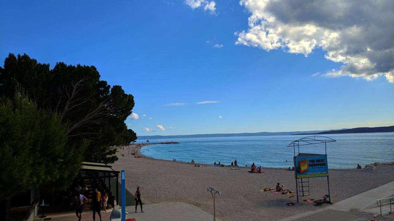 Apartman Baska Voda Bagian luar foto