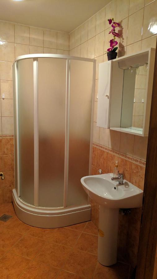 Apartman Baska Voda Bagian luar foto